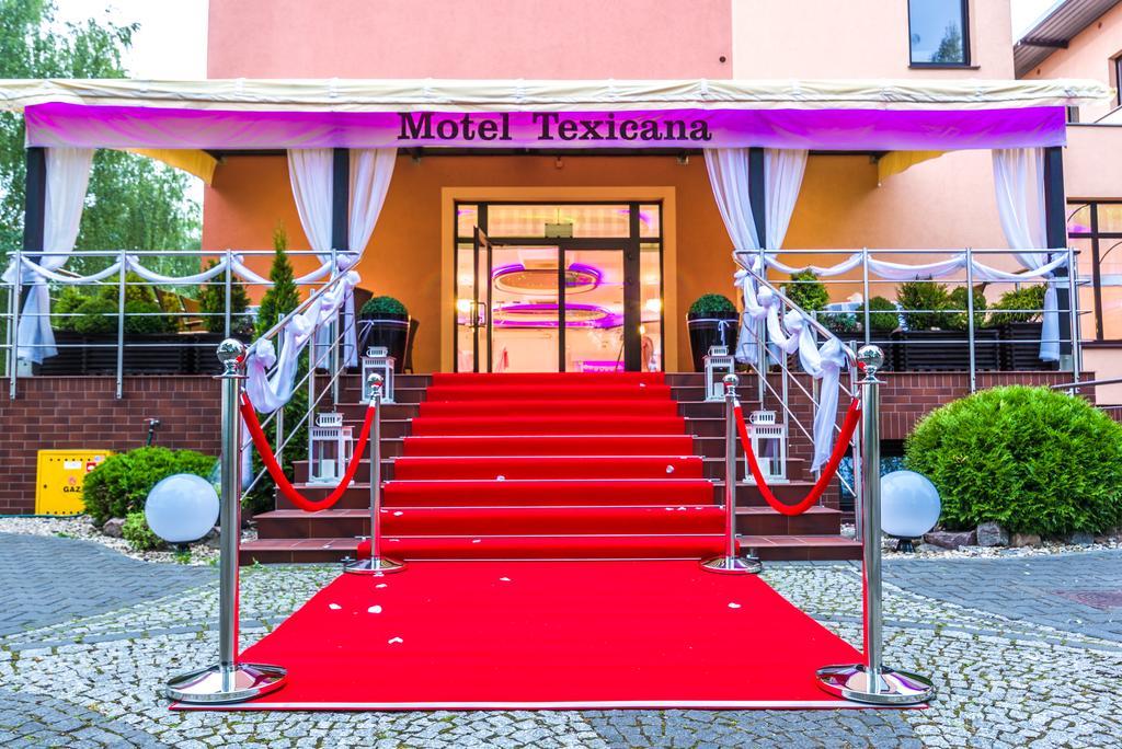 Hotel Texicana Sulechów Exterior foto